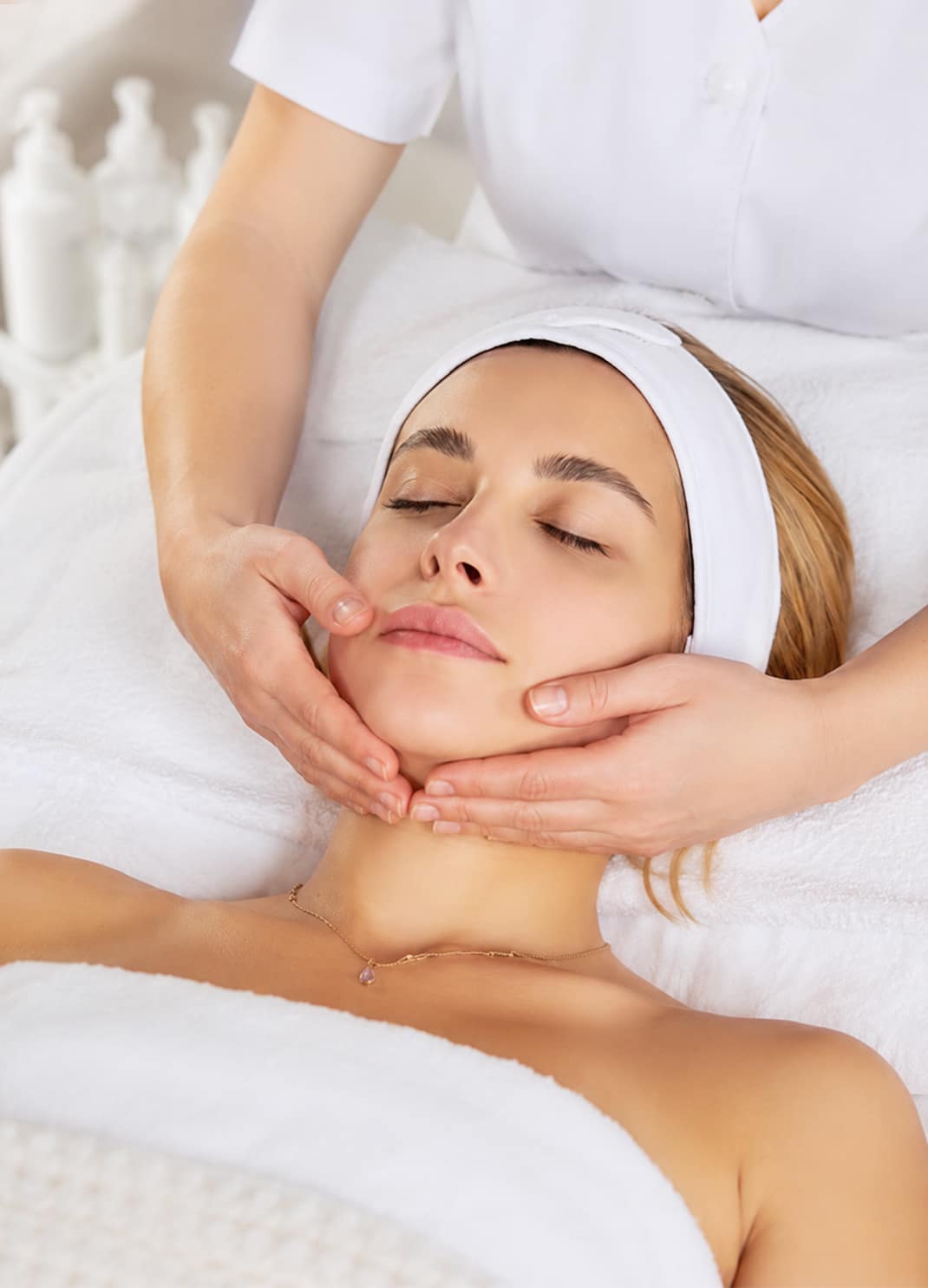 PLATINUM Lifting: Mio-stimulierende Lifting-Massage in Töging am Inn
